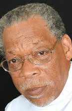 Michael-Anthony Taylor som Priest