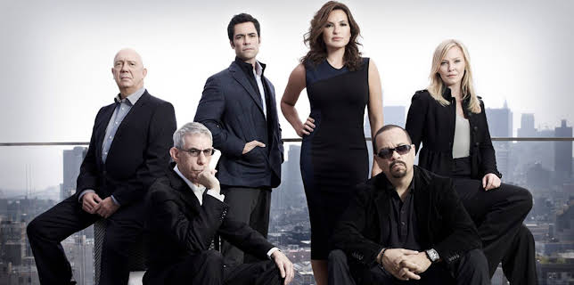 9:55 PM: Law & Order: Special Victims Unit (S13 E5) (S13) | 5 USA | 11/22 2025