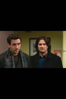 02:00: Republic of Doyle (T1): Ep.12 La caída de la república | COSMO | 9/18 2026