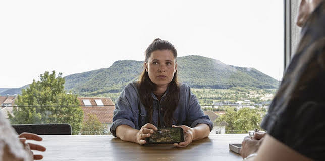 02:15: Die Bestatterin - Tote leben länger | SWR Fernsehen RP | 1/4 2026