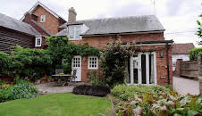 En plats på landet (S31 E42)