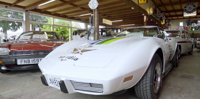 1:00 AM: Bangers & Cash (S2 E7) (S2) | Yesterday | 12/1 2025