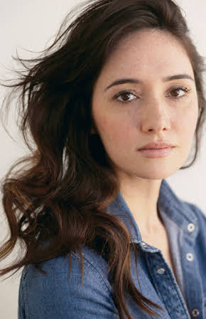 Sara Malakul Lane as Dahlia