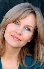 Lini Evans som Linda Scott