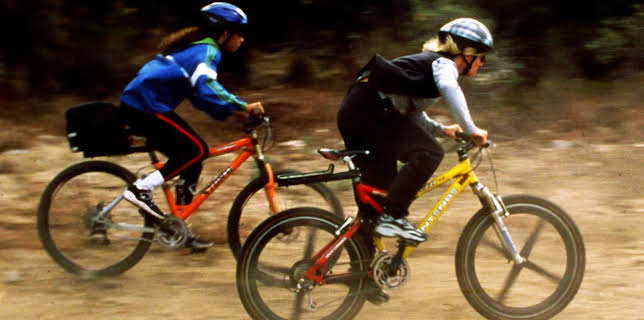 07:25: Pacific Blue (S5 E22) (S5) | TV3 | 11/29 2025