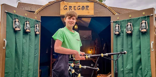 10:40 AM: The Dengineers (S6) | CBBC | 12/2 2025