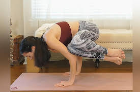 Power Yoga Weight Loss Workouts With Julia Marie: Power Pose - Side Crow