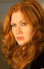 Mireille Enos som 
