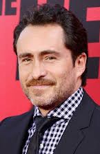 Demián Bichir como 