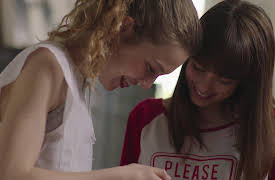 Skam España season-1: Skam España - Las raras del instituto