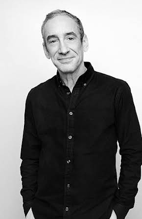 Douglas Rushkoff as 