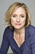 Caroline Goodall como 