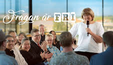 Frågan är fri - syntolkat