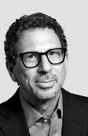 Barry Jossen as 
