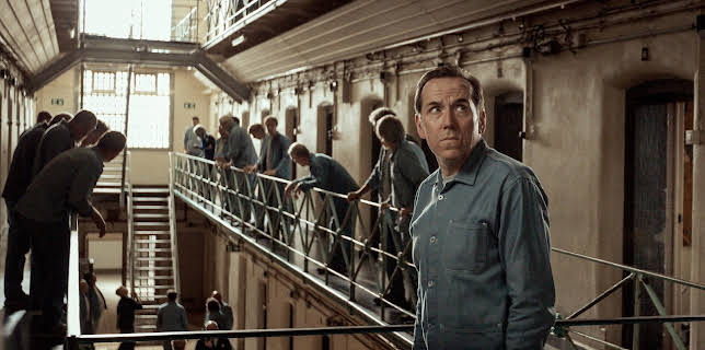 21:45: Professor T (S03/E01) | One | 2/4 2026