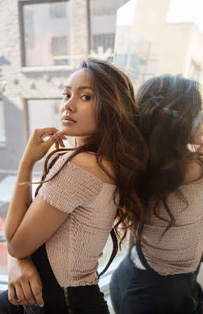 Ysa Penarejo as 