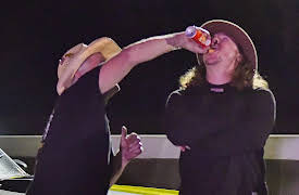 Street Outlaws: Farmtruck and AZN Down Under, Season 1: Vegemite vs. Cheese Whiz