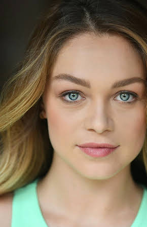 Lindsey Dresbach as Clare