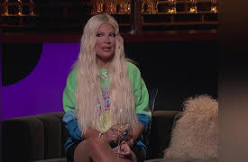 Messyness Season 1: Sexy Sauce