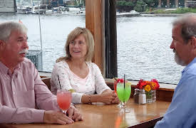 Lakefront Bargain Hunt, Season 1: Lake Union Launch in Seattle, Washington