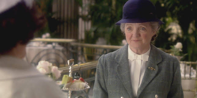 22:05: Agatha Christie's Marple | Sat1 Gold | 12/6 2025