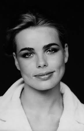 Margaux Hemingway as 