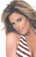 Sandra Taylor como Mickey Cohen's Mambo Partner