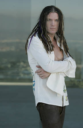 Dizzy Reed as 