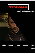 Vincent Doms som Young Priest