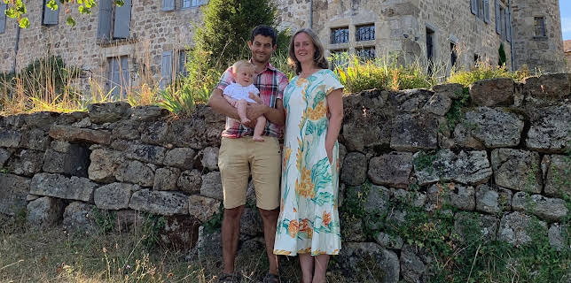 8:55 AM: Chateau DIY | More 4 | 11/25 2025