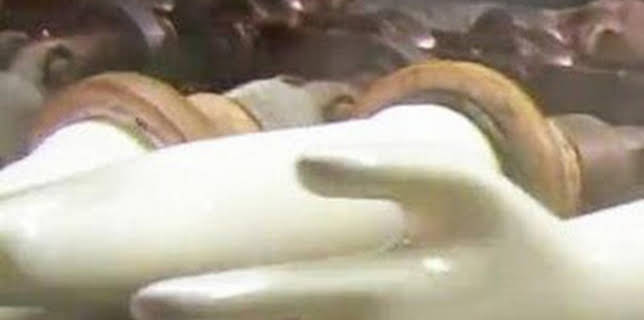 08:14: Así se hace (MAX): Guantes de goma | Discovery Max | 3/19 2026