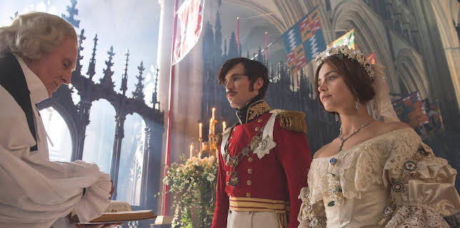 23:40: Victoria (S01/E05) | One | 11/4 2025