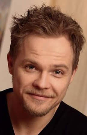 Matthias Koeberlin as 