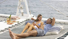 Ungkaren i paradis (S10 E1)