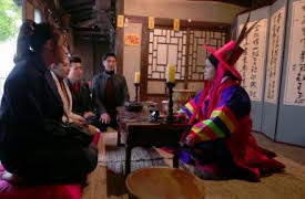 Busted!: El último vampiro