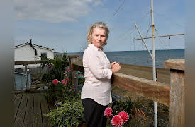 Flesh and Blood, Season 1: Episode 2