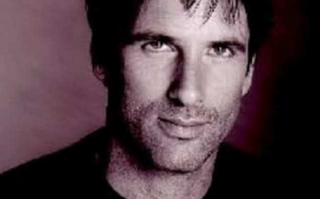 Hart Bochner