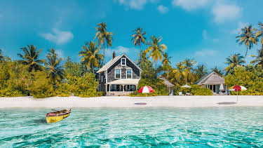 16:30: Beach Hunters (S3 E6) (S3) | Kanal 11 | 4/1 2026