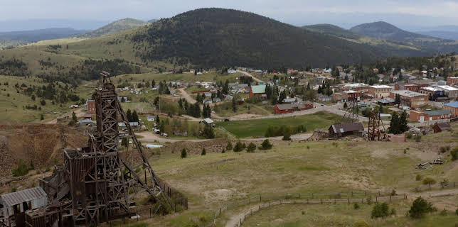 1:00 AM: Abandoned Engineering (S12 E2) (S12) | Yesterday | 11/5 2025