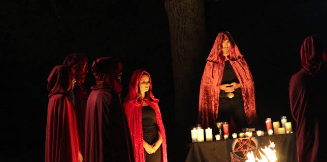 04:30: Nightmare Next Door (S5 E10) (S5) | Kanal 11 | 2/12 2026