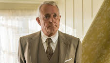 Seaside Hotel (S07/E05)