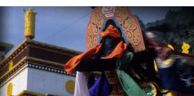 Los reinos del Himalaya (2014)