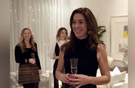 Sarah Off the Grid, Season 1: Down to the Details