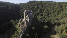 Mythos Burg (1) - Feste Heimat