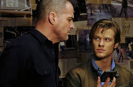 MacGyver: Magnifying Glass