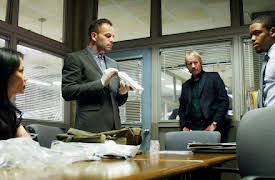 Elementary, Season 2: The Marchioness