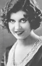 Dorothy Gulliver como Florence