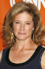 Nancy Travis som 