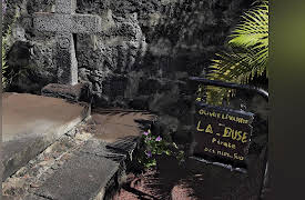 Beyond Oak Island Season 1: Pirate Treasures