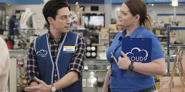 19:40: Superstore (S5 E11) (S5) | Viasat Series | 3/16 2026